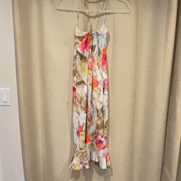 PTP 16 inches length 41 inches. Beige, white, pink, peach, hibiscus flowers. - Picture 7 of 8